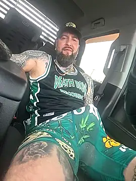 Beardedtattood: вебкам-шоу