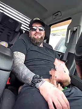 Beardedtattood ওয়েবক্যাম শো