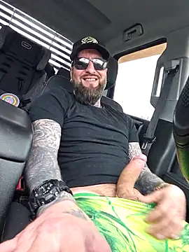 Beardedtattood's Webcam Show