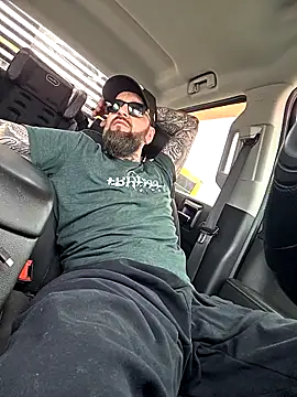 عرض كام Beardedtattood