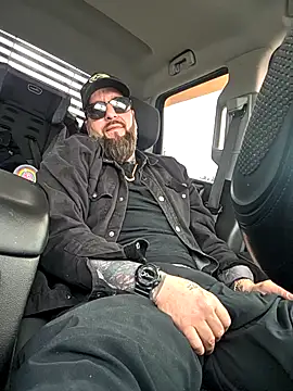 Beardedtattood Show in webcam