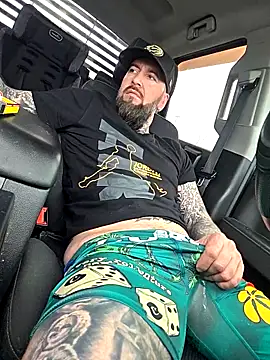 Beardedtattood's Webcam Show