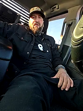 Beardedtattoodのウェブカメラショー