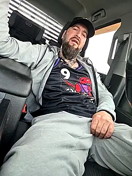 Beardedtattood – webcam-show