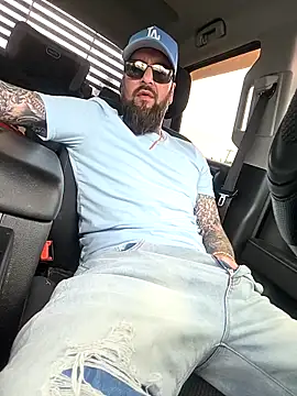 Beardedtattood Show in webcam