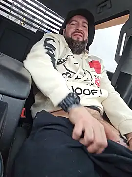 Beardedtattood webkamerás műsora