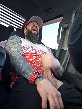Beardedtattood webkamerás műsora