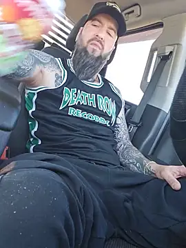 Beardedtattood 在線直播表演