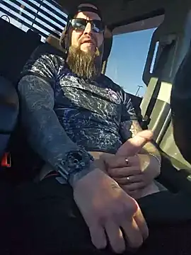 Beardedtattood Show in webcam