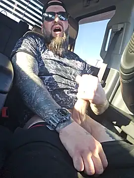 Beardedtattood Show in webcam