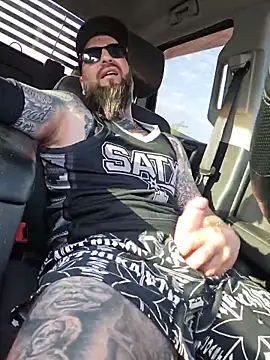 Beardedtattood Show in webcam
