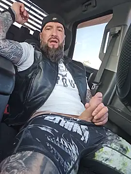 Beardedtattoodのウェブカメラショー