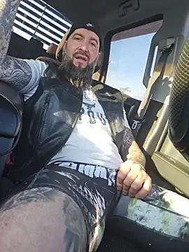 Beardedtattood: вебкам-шоу