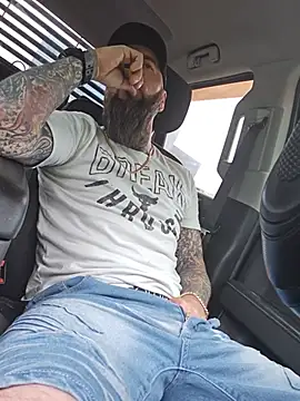 Beardedtattood's Webcam Show