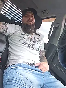 Beardedtattood webcam show