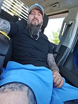 Beardedtattoodのウェブカメラショー
