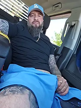 Beardedtattood Adlı Modelin Web Kamerası Şovu
