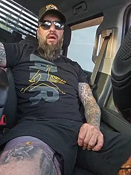 Beardedtattood's Webcam Show