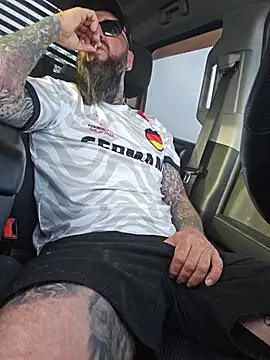 Show Webcam de Beardedtattood