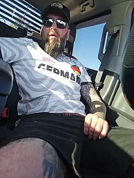 Beardedtattood Show Webcam