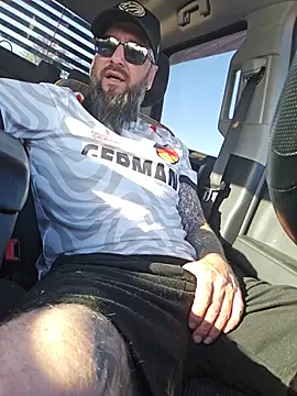 Beardedtattood's Webcam Show