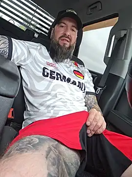 Beardedtattood 웹캠 쇼