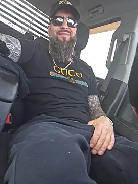 Beardedtattood Show in webcam