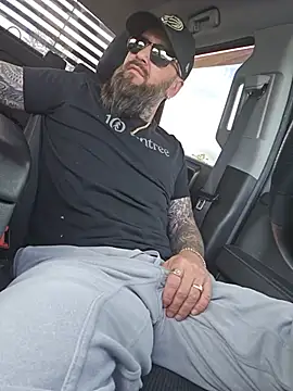 Show de Beardedtattood na webcam