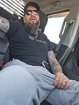 Show de Beardedtattood na webcam