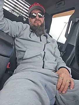 Beardedtattood's Webcam Show