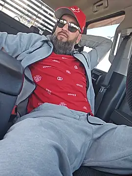 Beardedtattood webkamerás műsora