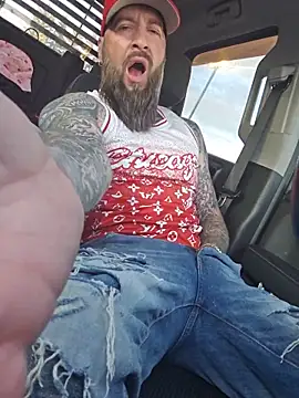 عرض كام Beardedtattood