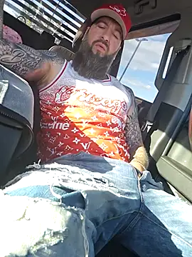 Show de webcam de Beardedtattood