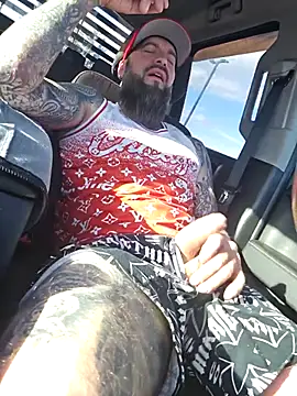 Beardedtattood Show in webcam