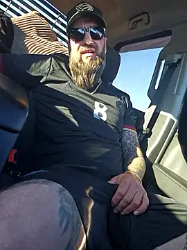 Beardedtattood Show in webcam
