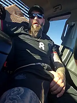 Beardedtattoodのウェブカメラショー