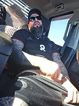 Beardedtattood Show in webcam