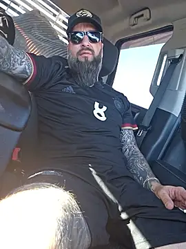Webkamerová show Beardedtattood