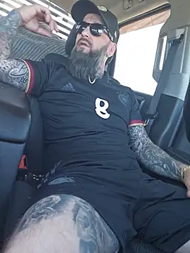 Beardedtattood Show in webcam