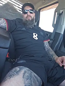 Show Webcam de Beardedtattood