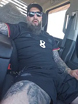 Beardedtattood Show in webcam