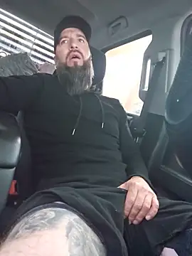 Beardedtattood webkamerás műsora