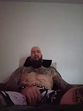 Beardedtattoodのウェブカメラショー