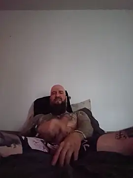 Beardedtattoodのウェブカメラショー