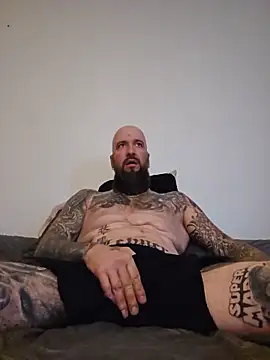 Beardedtattoodのウェブカメラショー