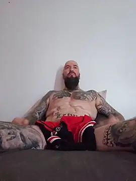 Beardedtattood: вебкам-шоу