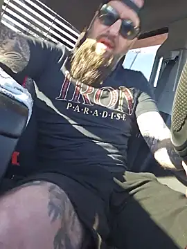 Beardedtattood Show Webcam
