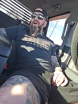 عرض كام Beardedtattood