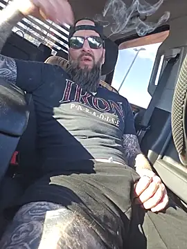 Beardedtattood 在線直播表演