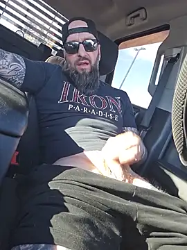 Beardedtattood – webcam-show